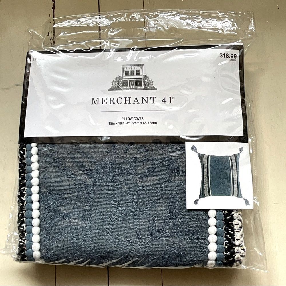 MERCHANT 41 Pillow Cover Zippered 18" Square Blue And White NWT